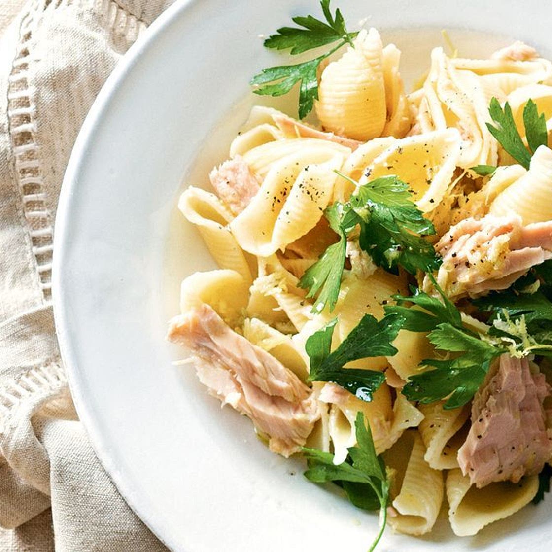 Tuna and lemon pasta