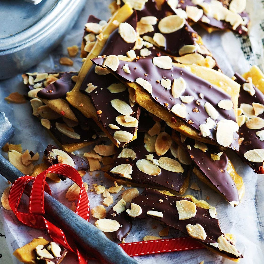 Chilli salted chocolate and ginger honeycomb