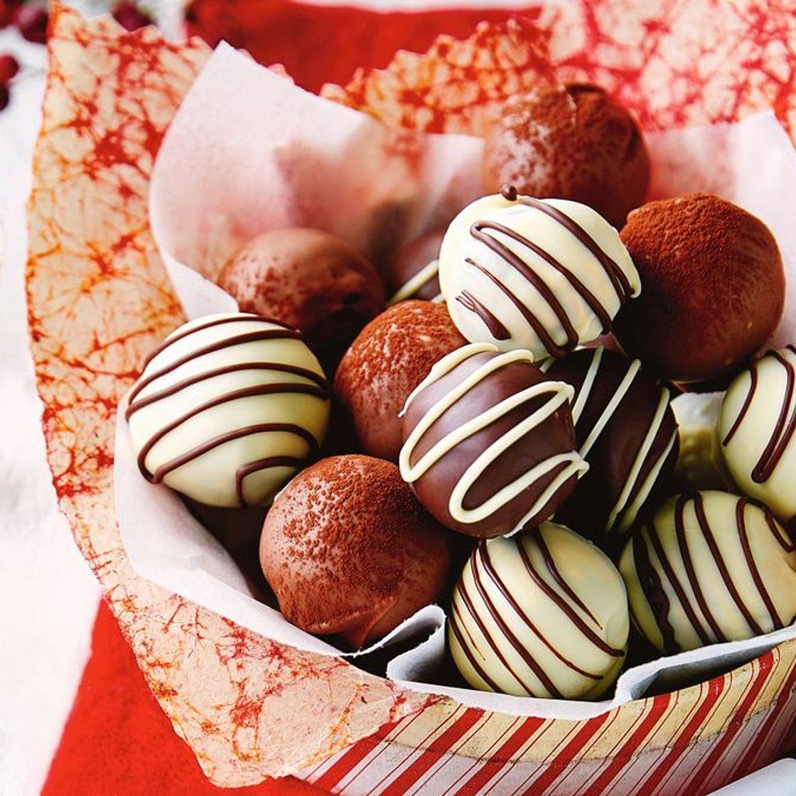Chocolate rum ball truffles