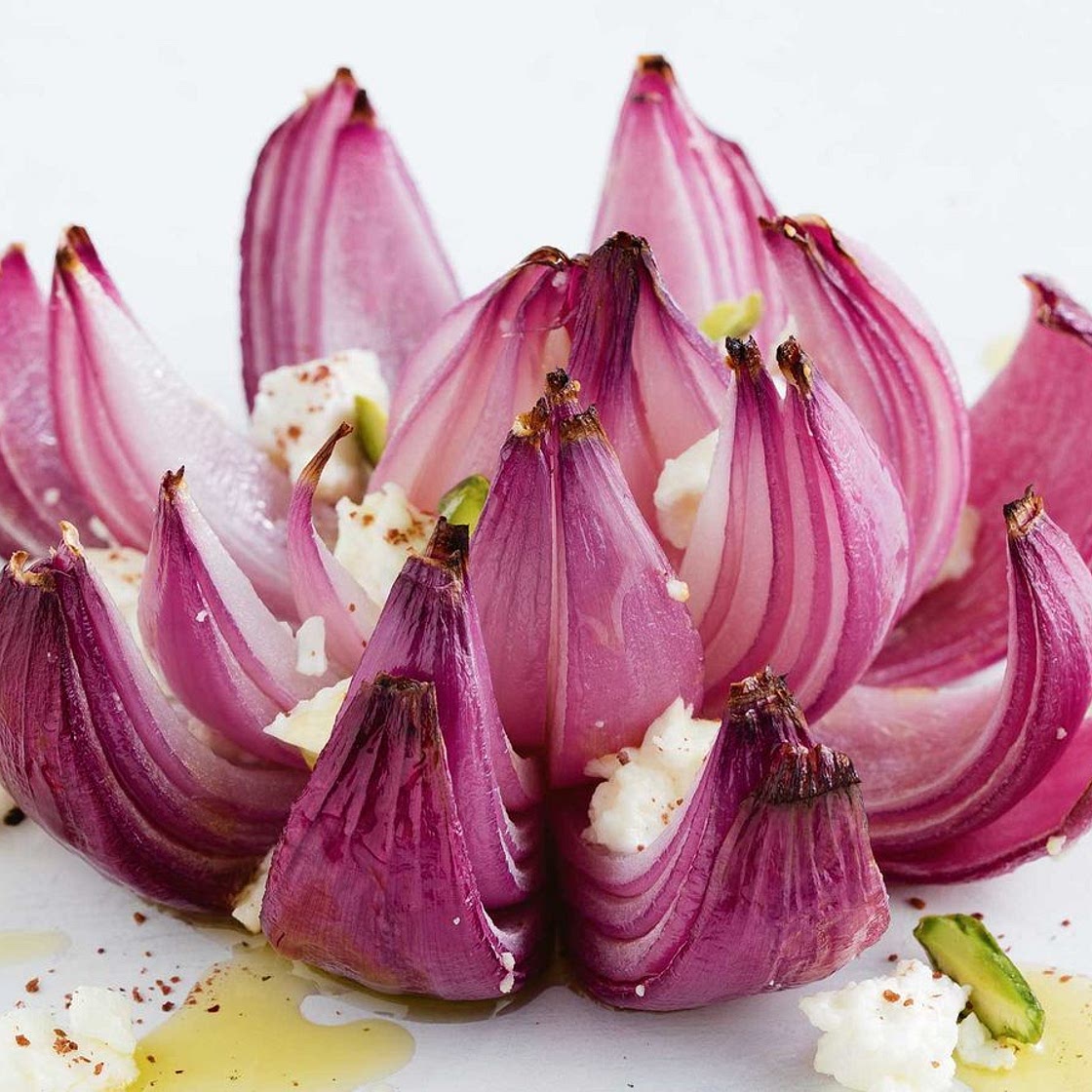 Baked onion flower