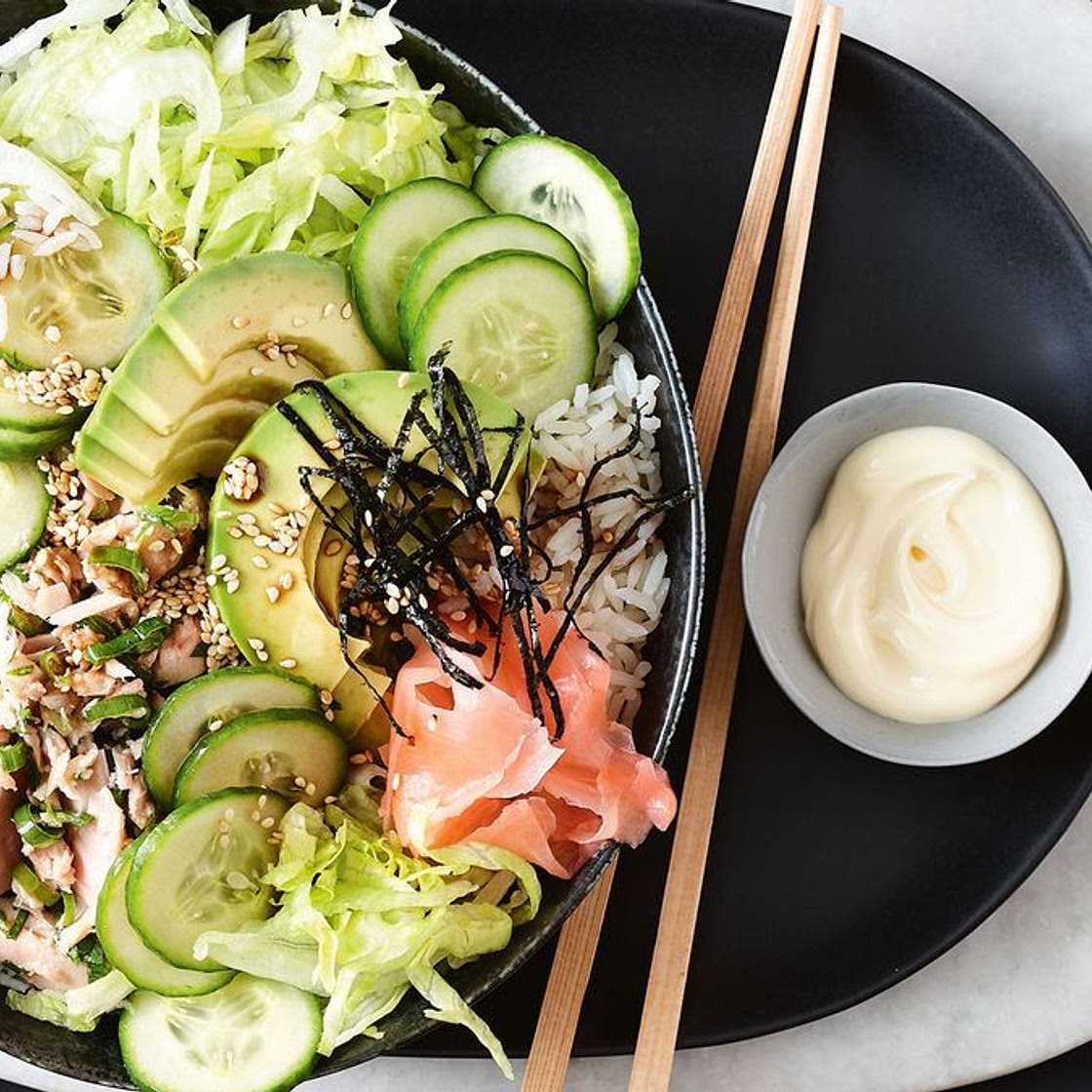 Tuna sushi bowl