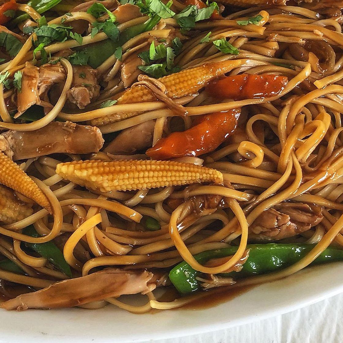 Slow cooker chicken chow mein recipe