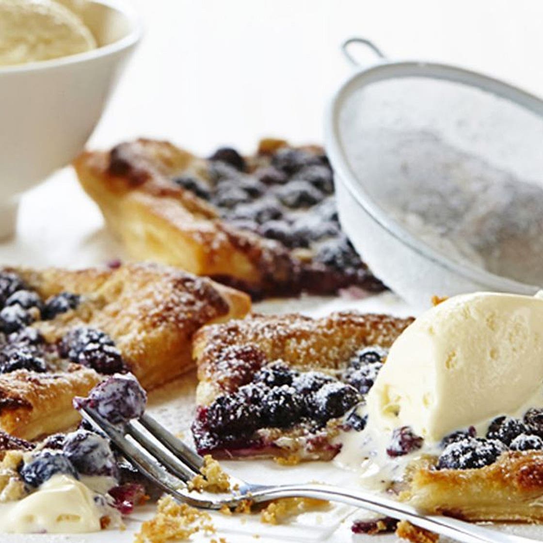 Blueberry almond tart