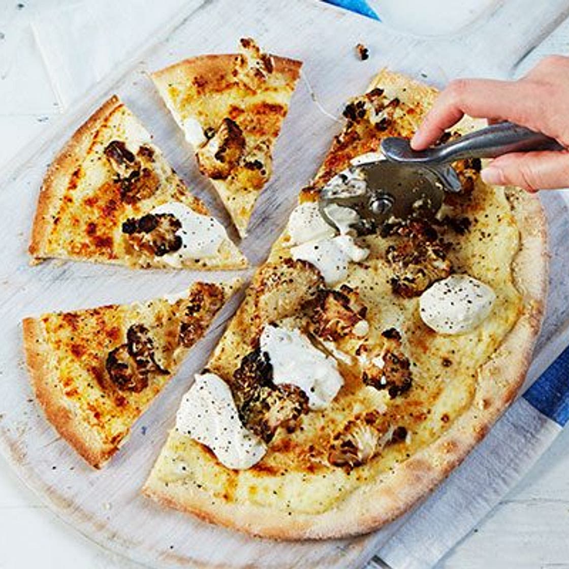 Roast cauliflower cheese pizza