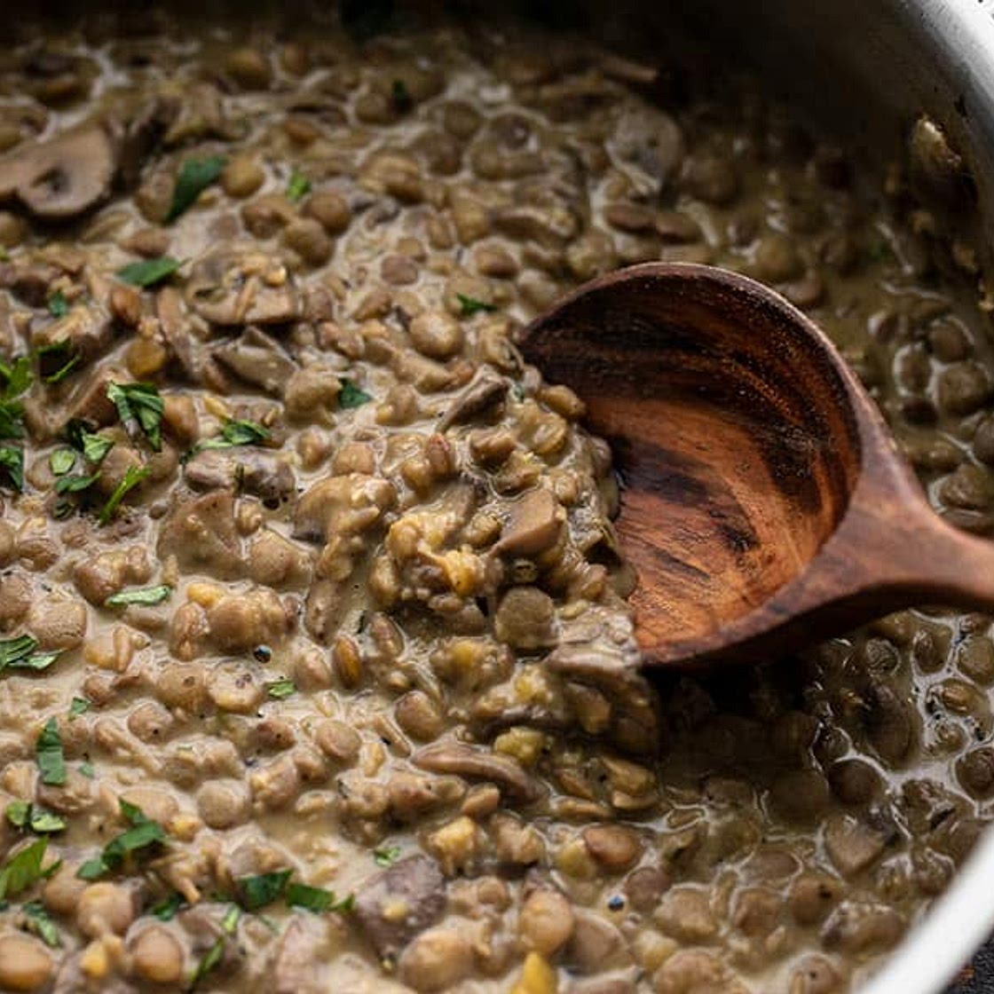 Lentils with Creamy Mushroom Gravy