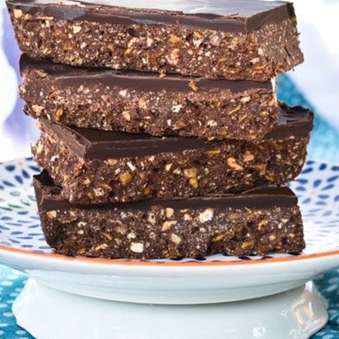 No Bake Peanut Butter & Cornflake Chocolate Tiffin