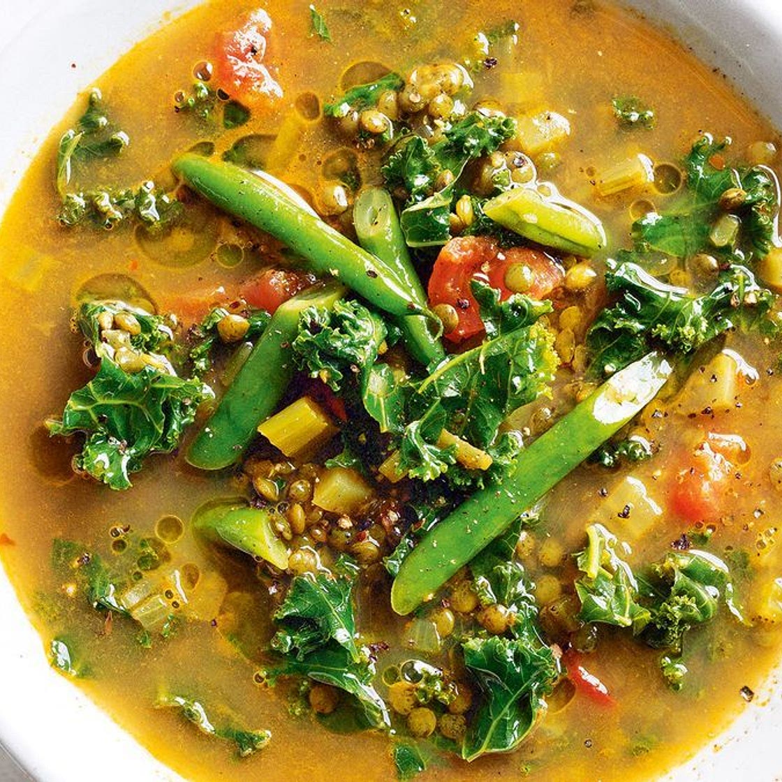 Turmeric, lentil and lemon soup