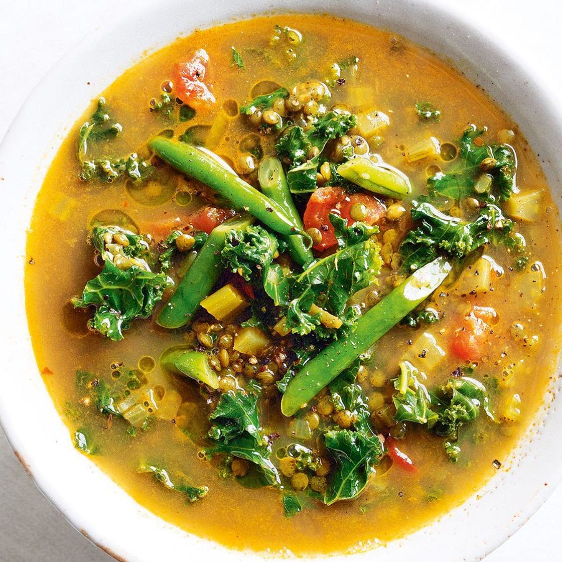 Turmeric, lentil and lemon soup