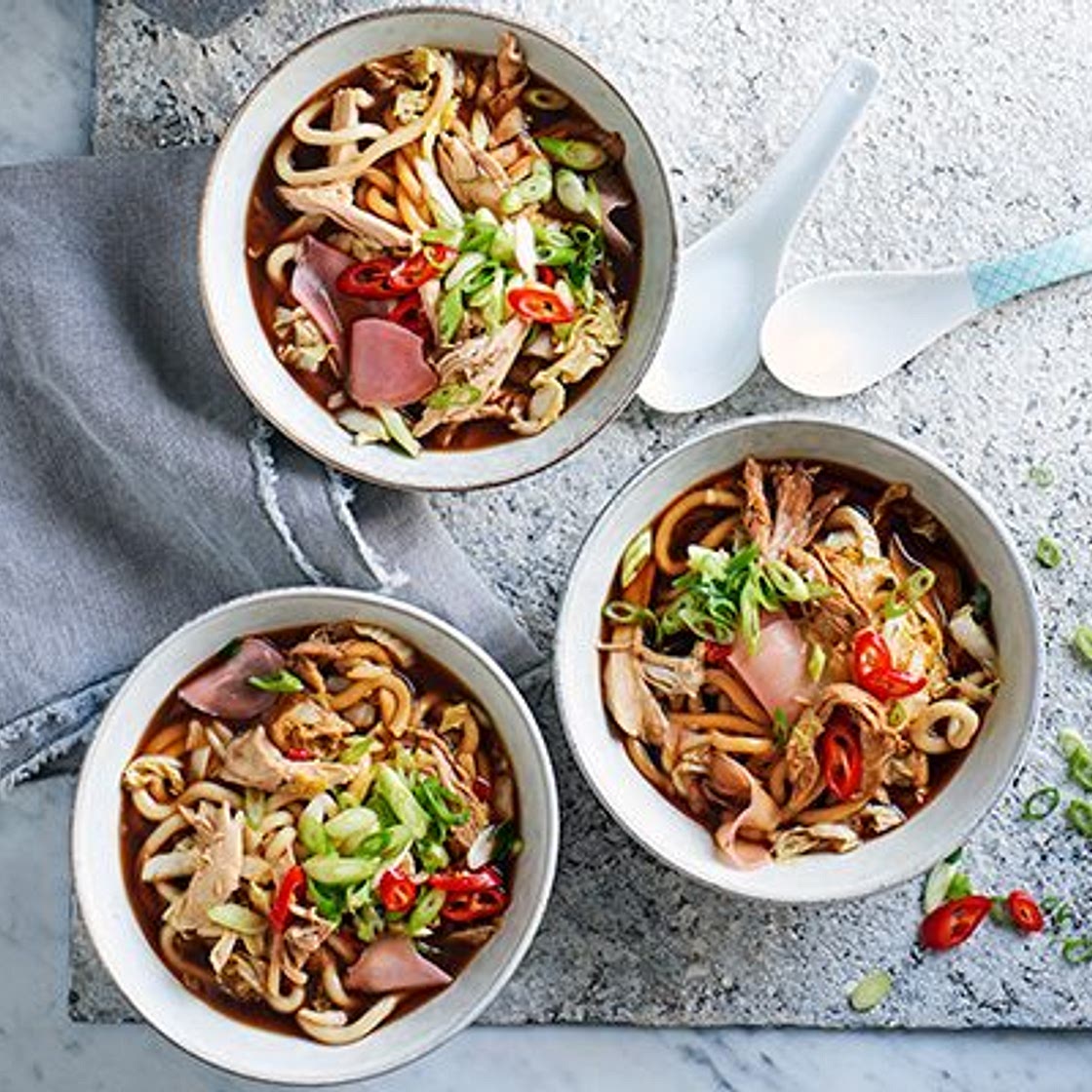 One-pot Chinese chicken noodle soup