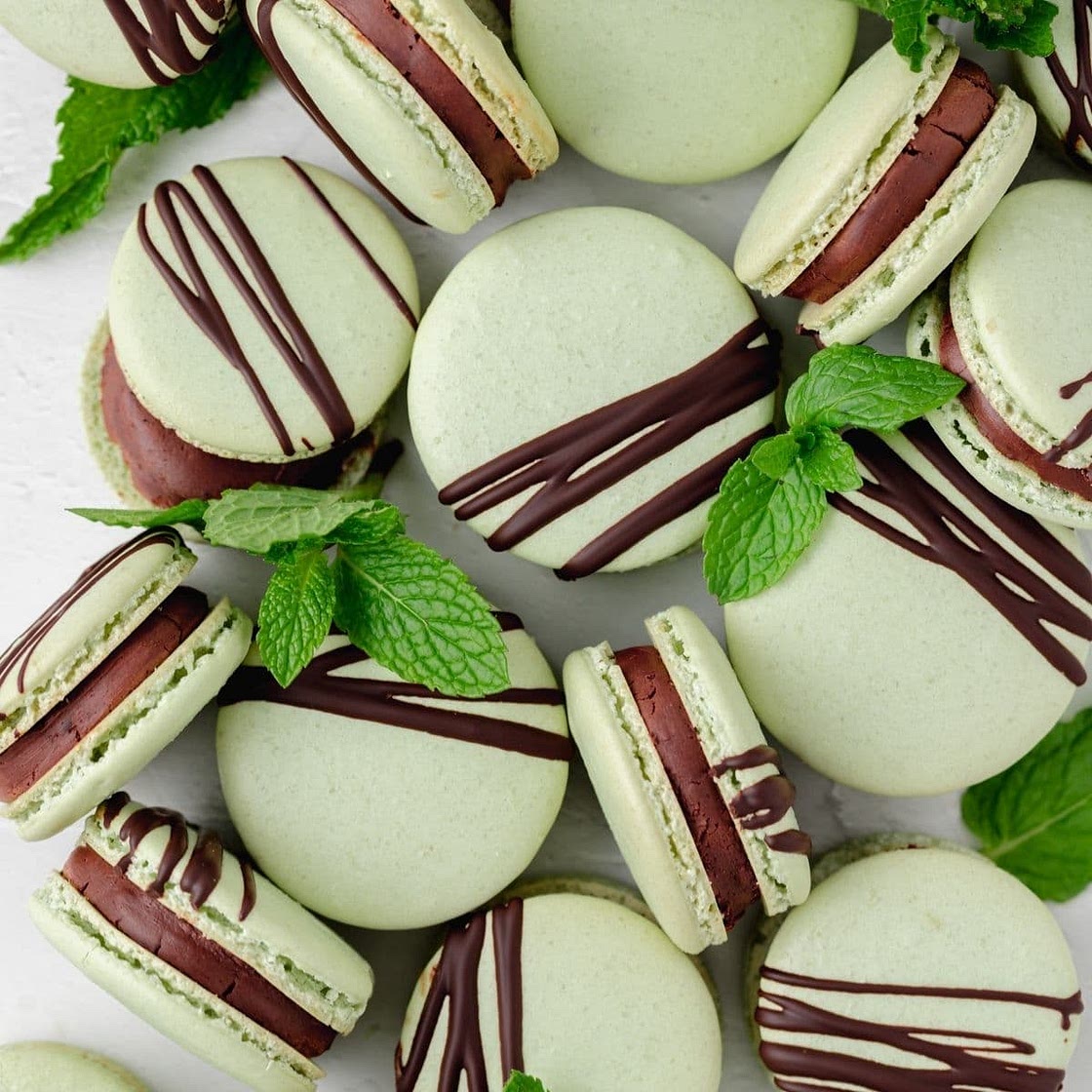 Mint Chocolate Macarons