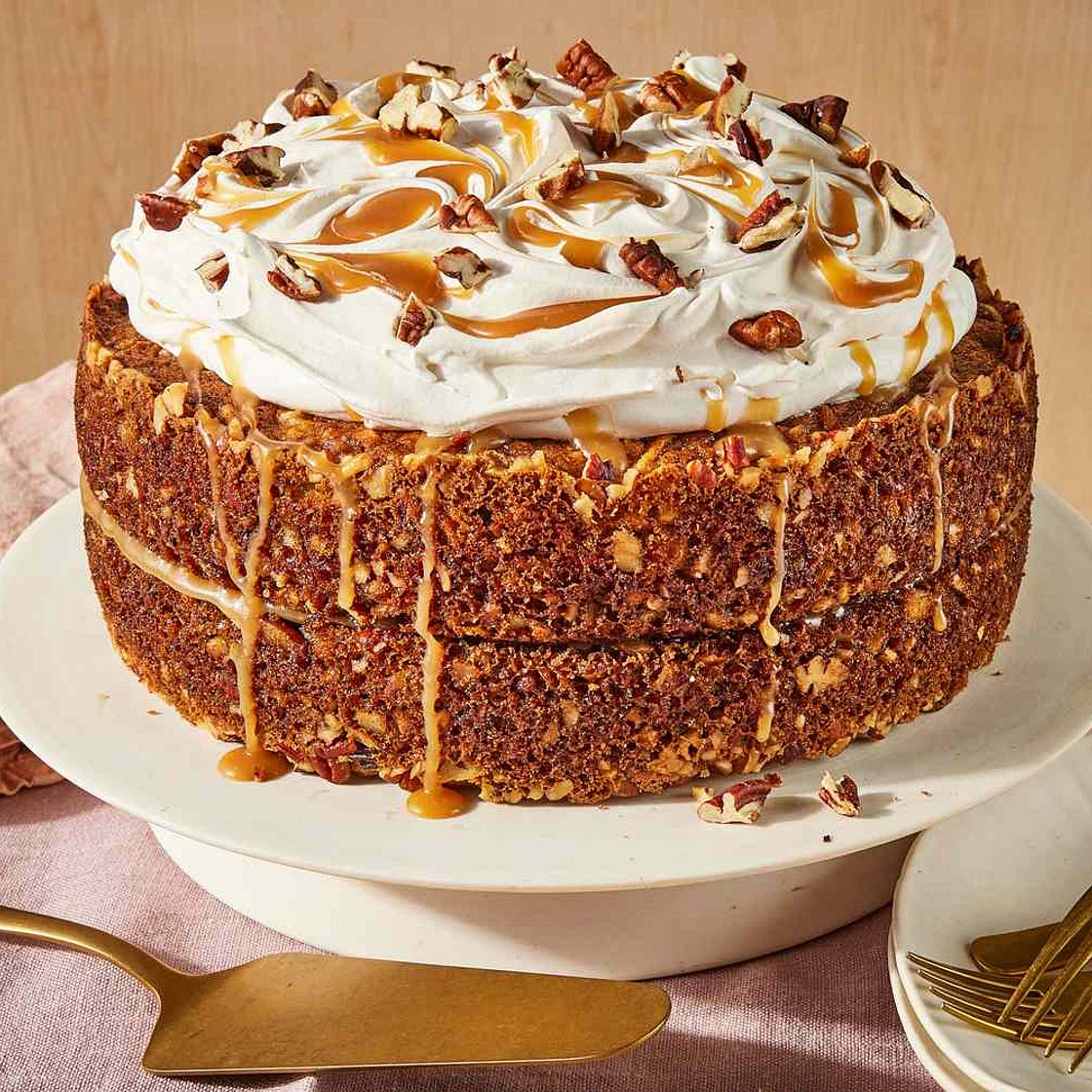 Apple-Pecan Carrot Cake
