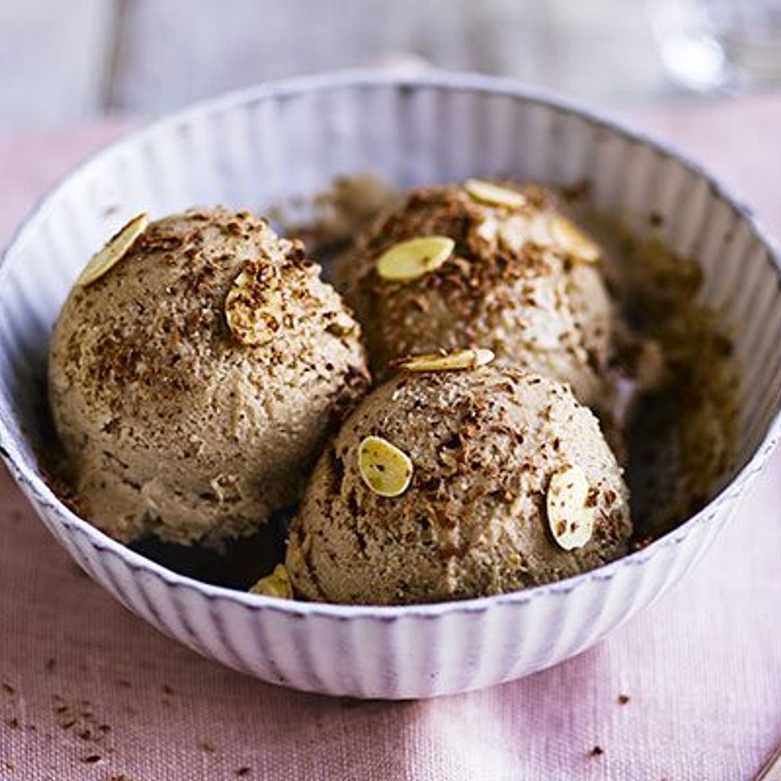 Healthy banana & peanut butter ice cream