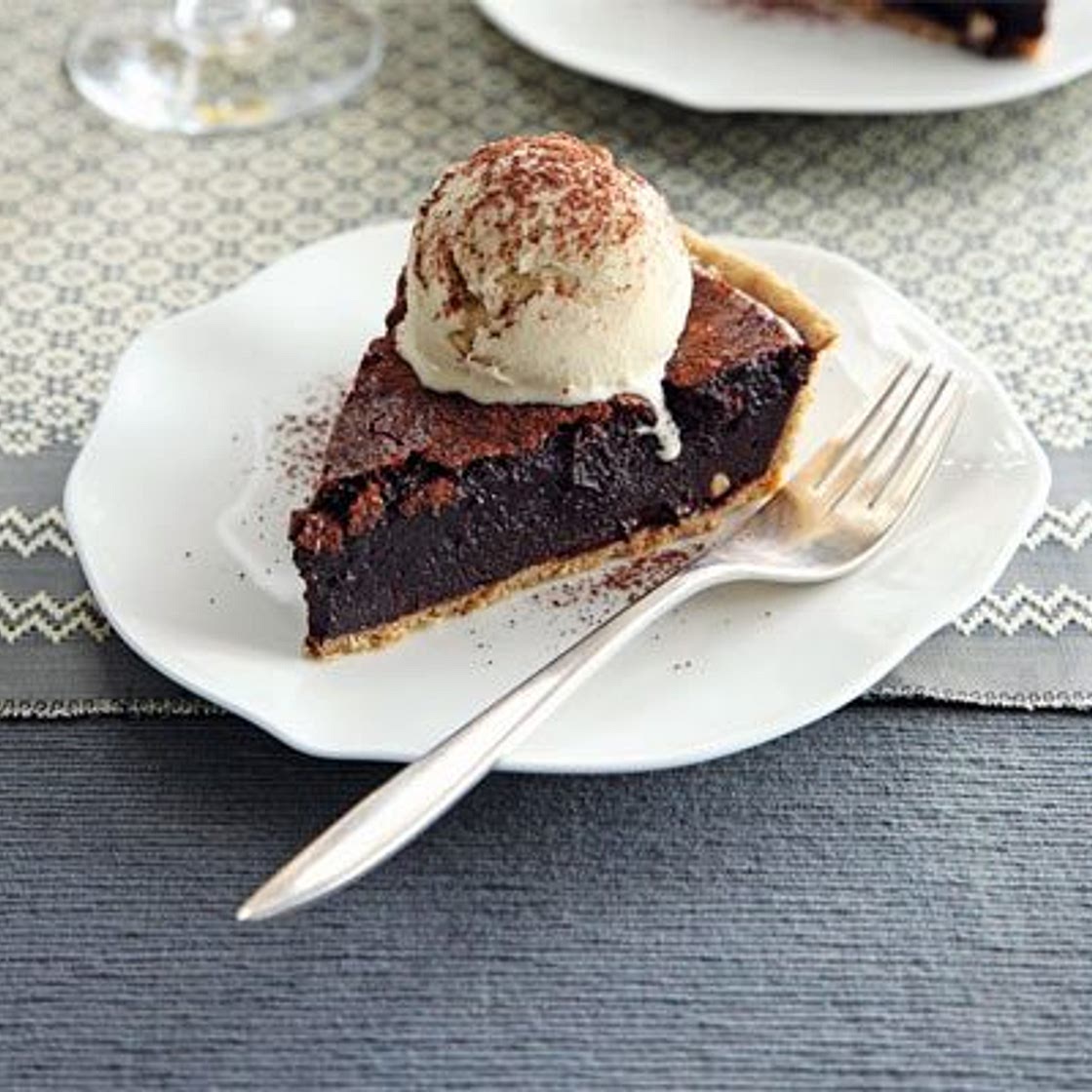 Brownie fudge pie