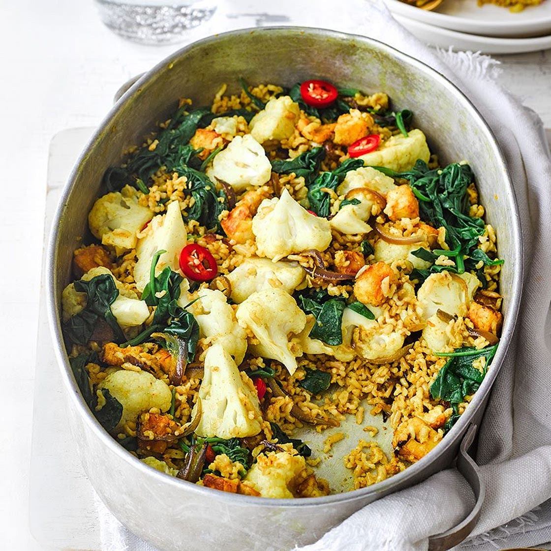 Spicy cauliflower & halloumi rice