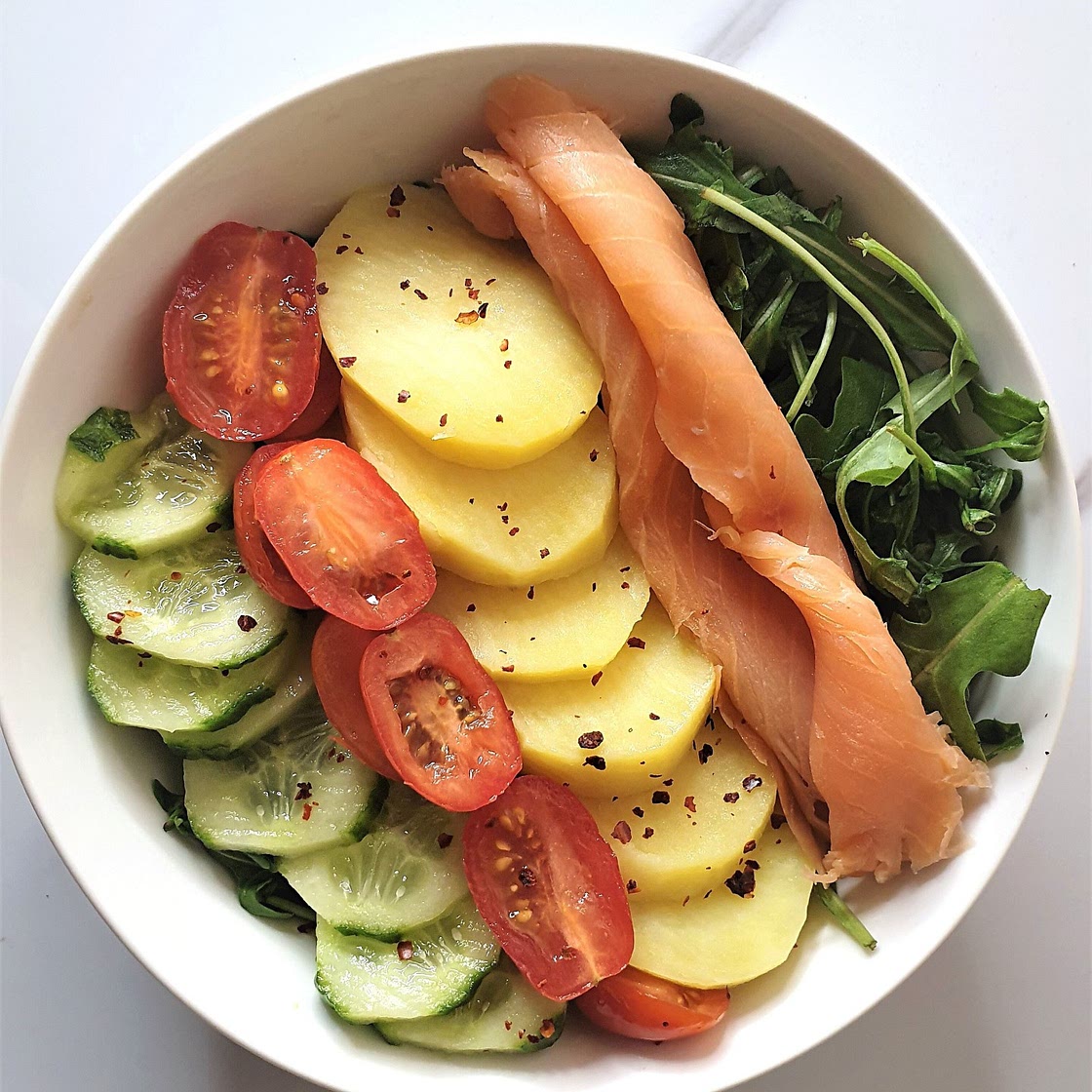 Salade de pommes de terre au saumon fumé