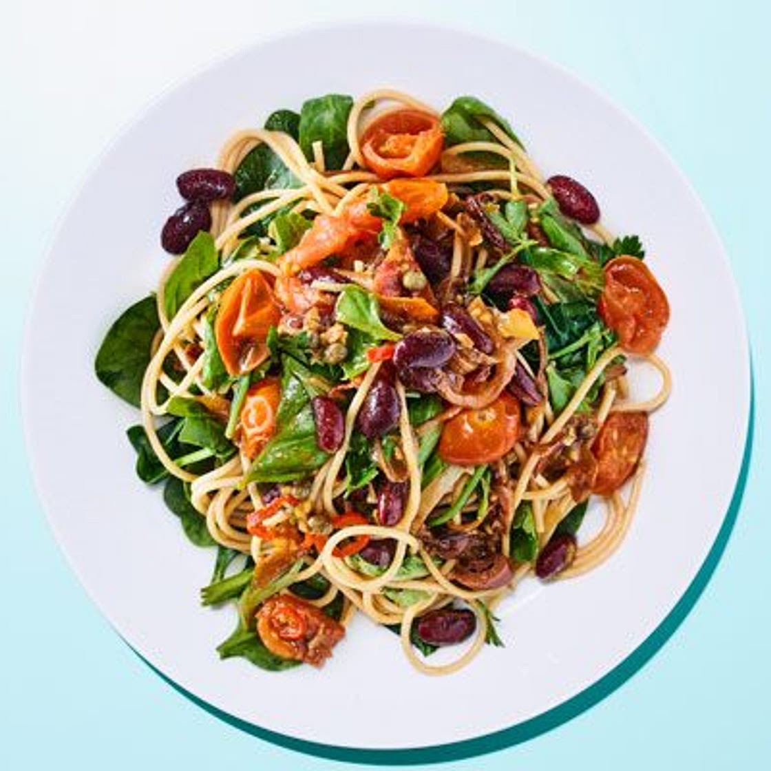 Spaghetti puttanesca with red beans & spinach