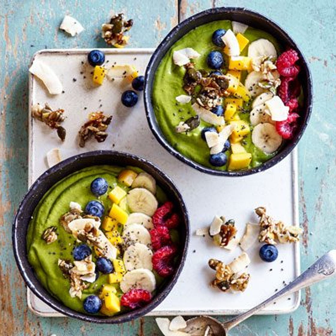 Green goddess smoothie bowl