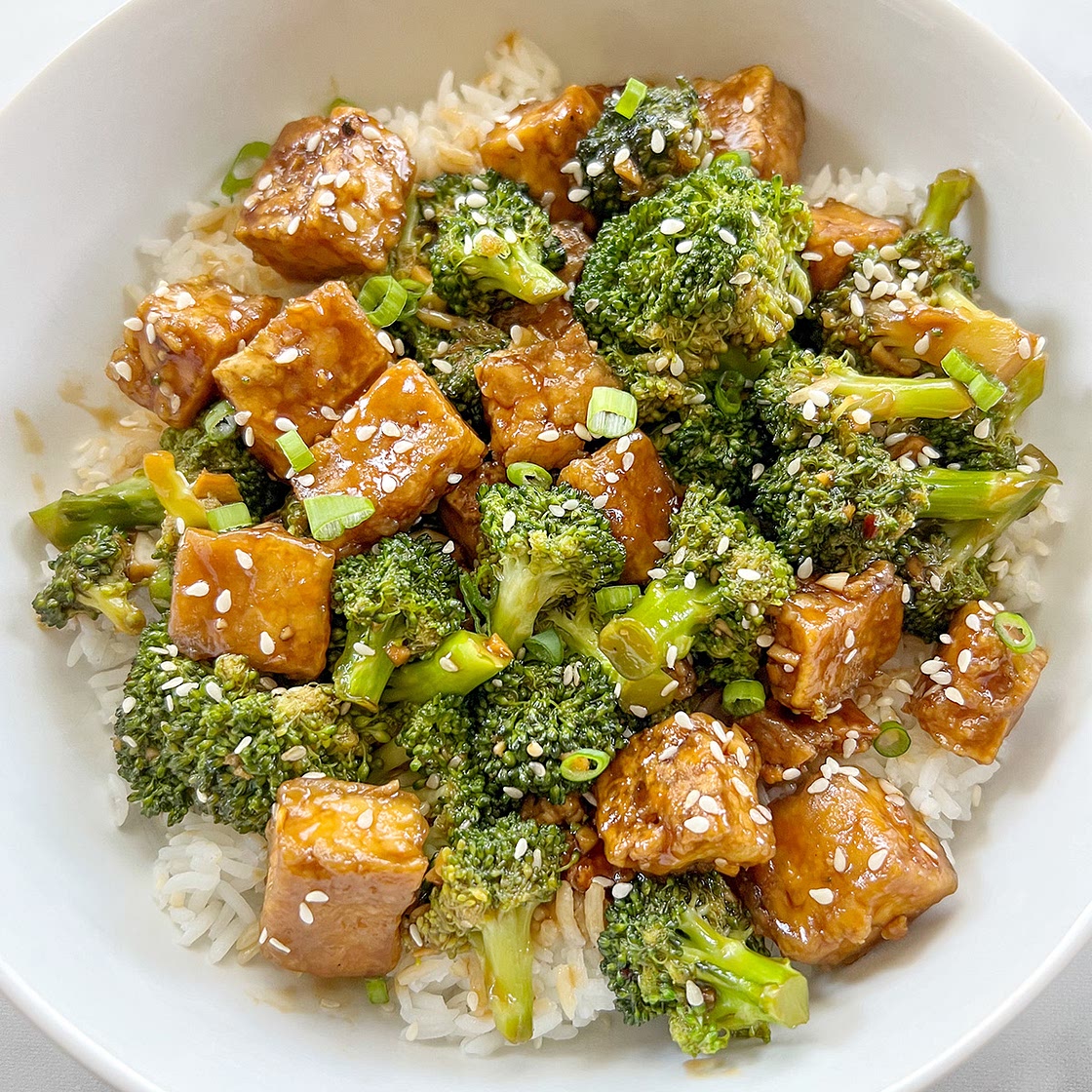 Tofu with Broccoli Stir Fry