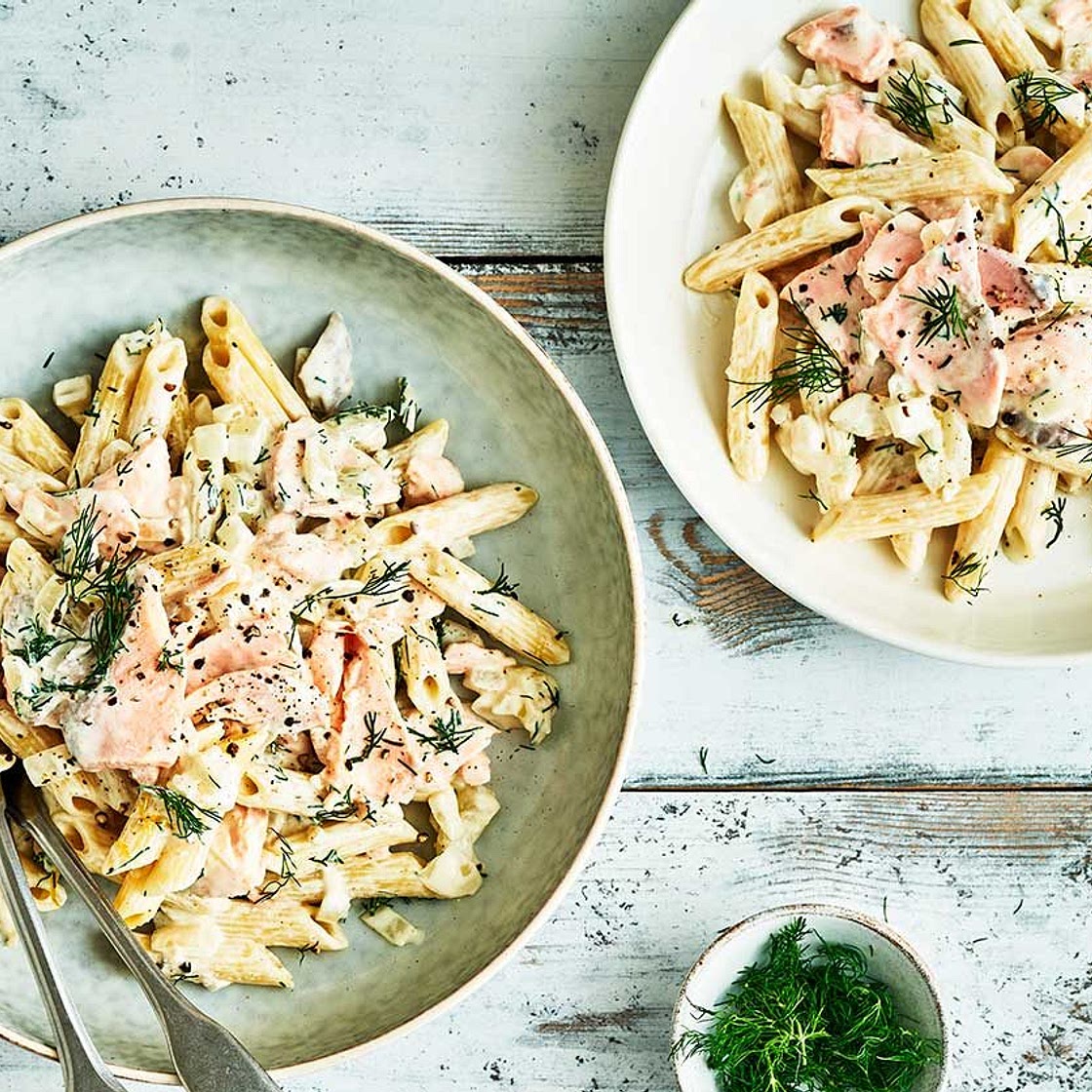 Creamy salmon pasta