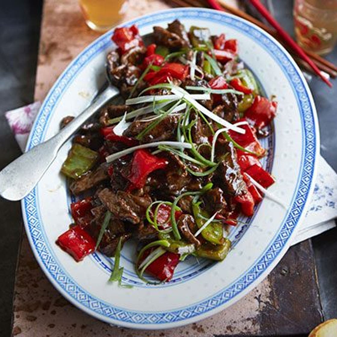 Stir-fried beef with oyster sauce