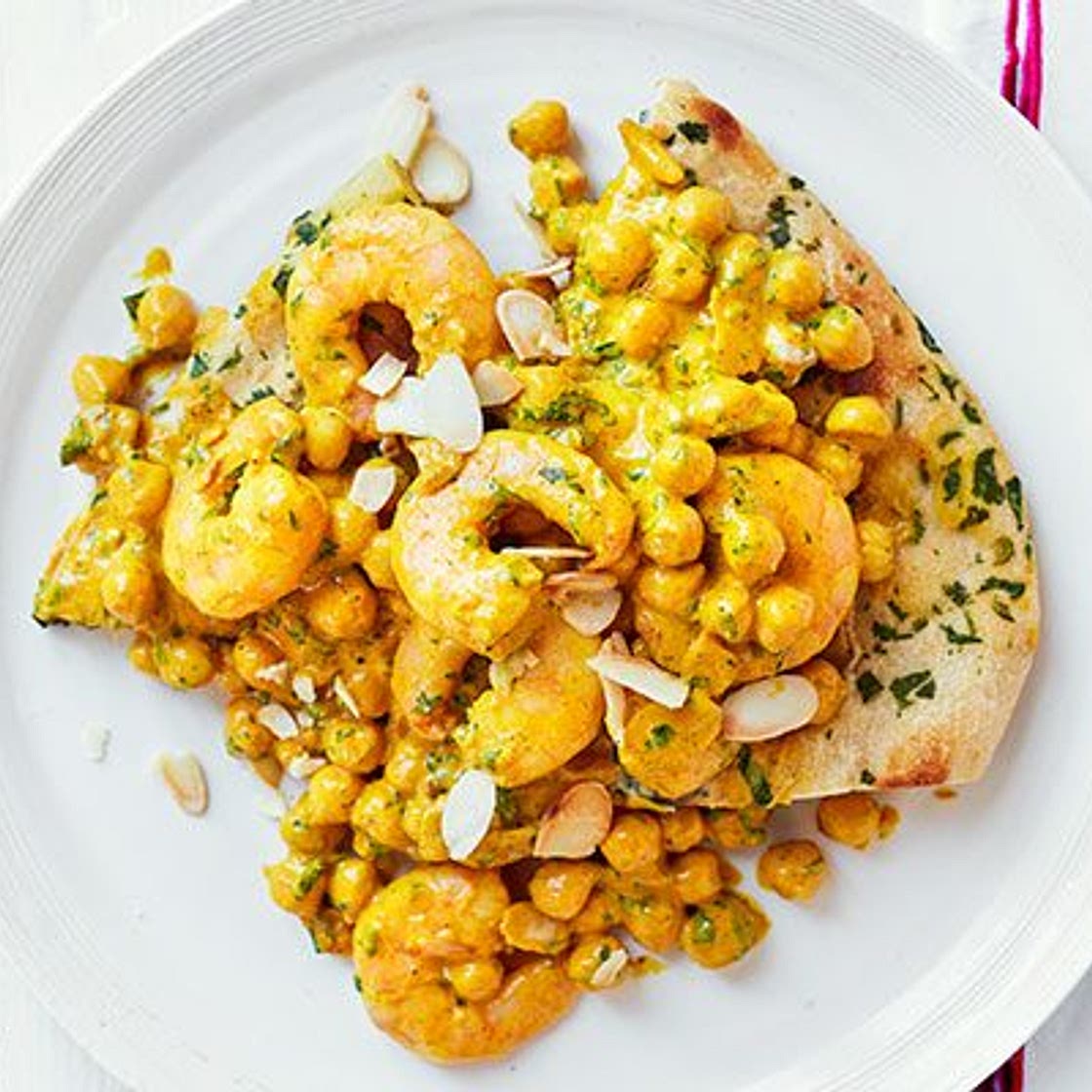 Coronation prawns on toasted naan