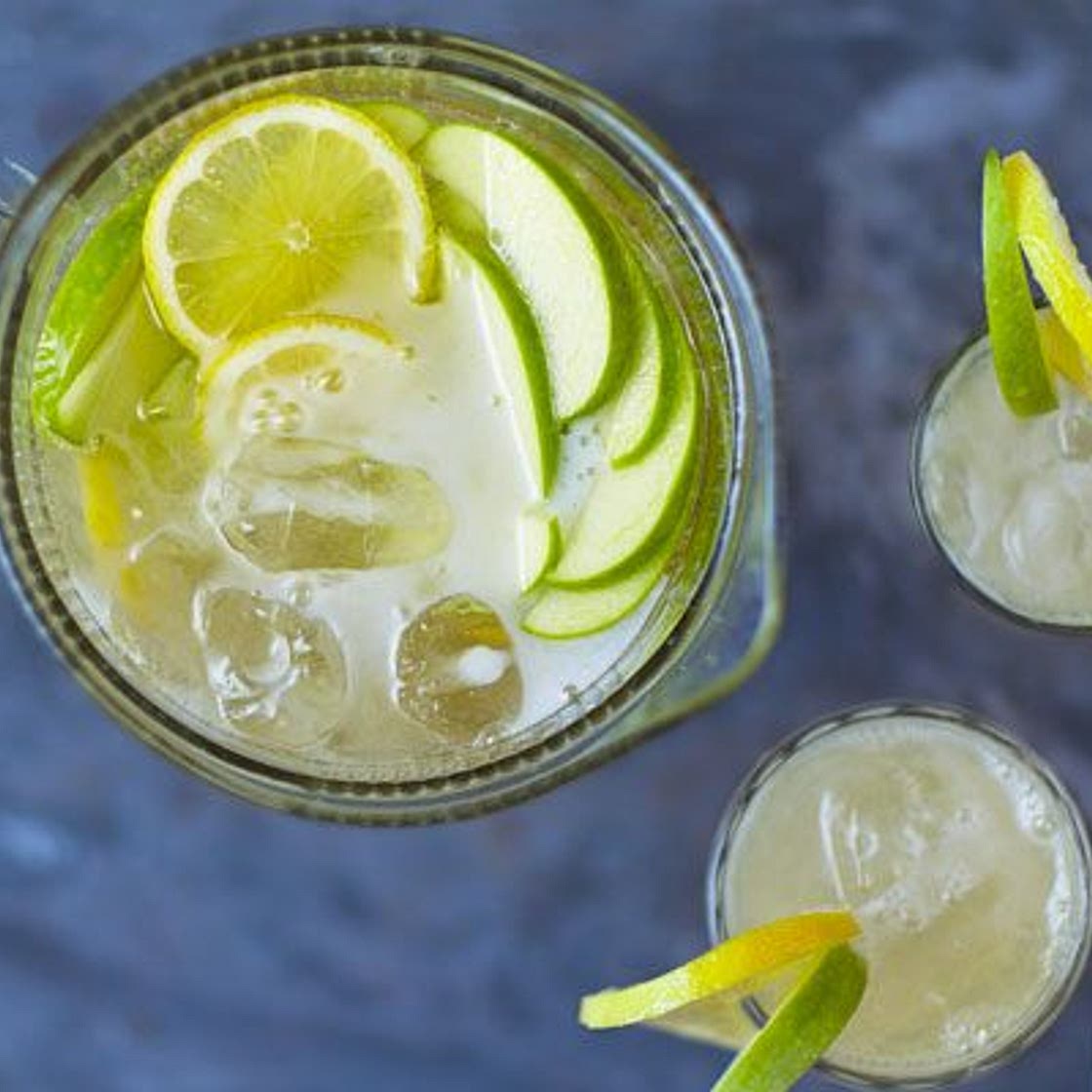 Apple prosecco punch