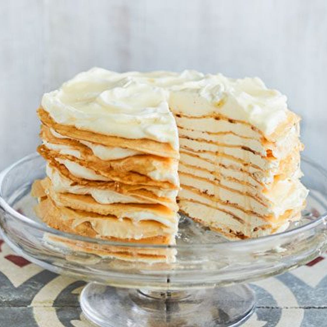 Lemon drizzle mille crêpe cake