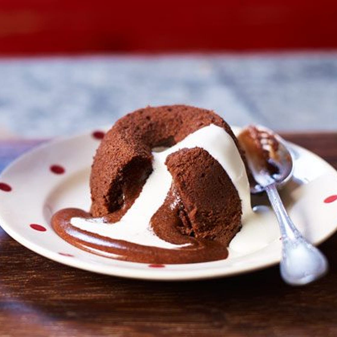 Easy chocolate molten cakes