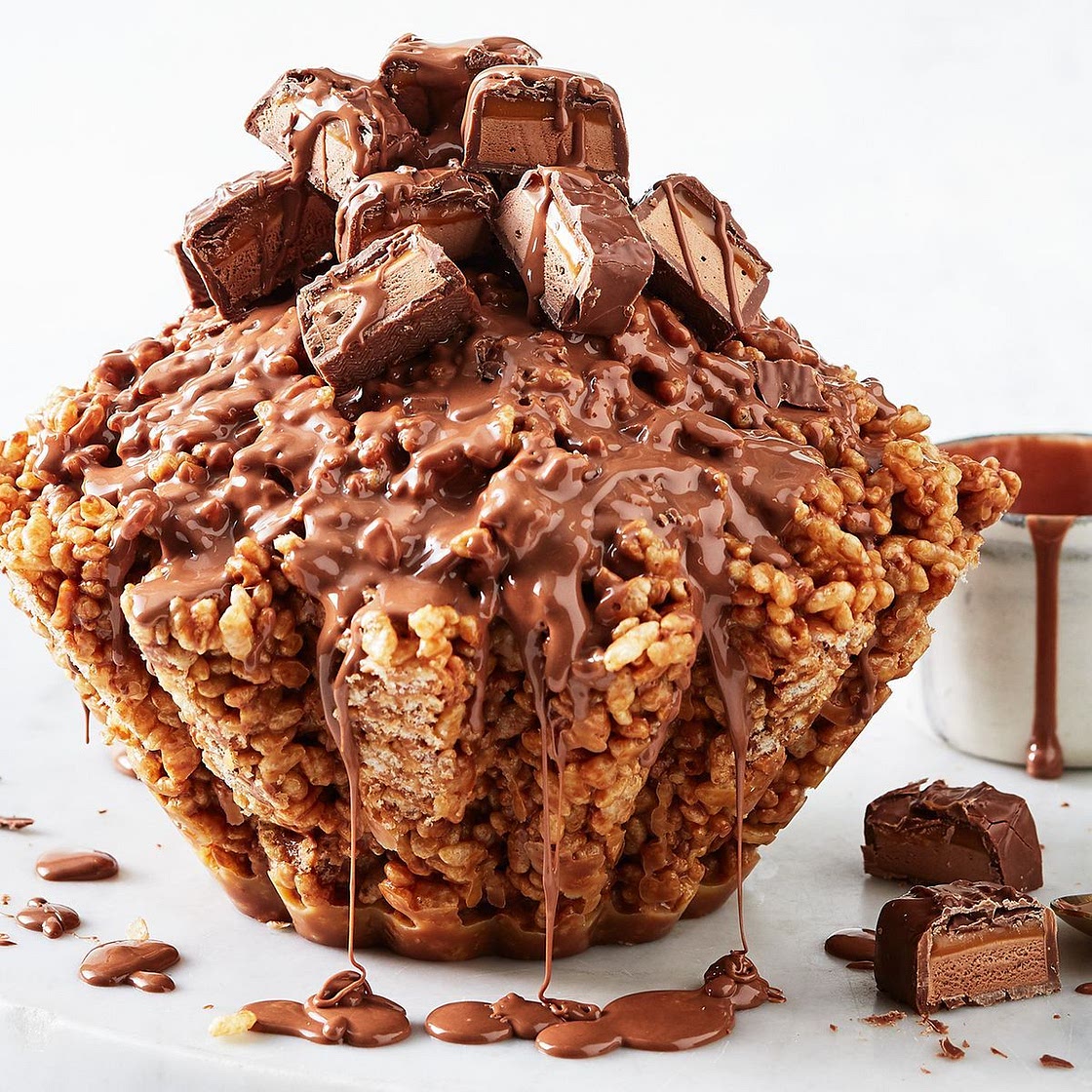 Giant Mars bar crackle cake recipe