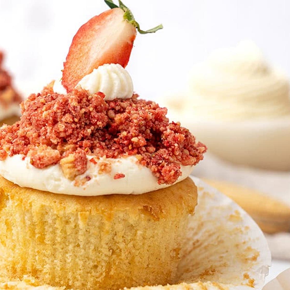 Strawberry Crunch Cupcakes