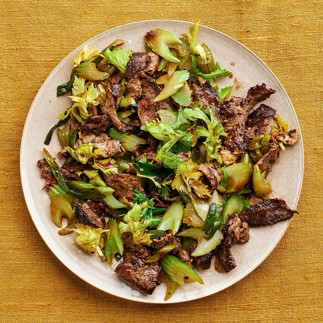 Black Pepper Beef and Celery Stir-Fry