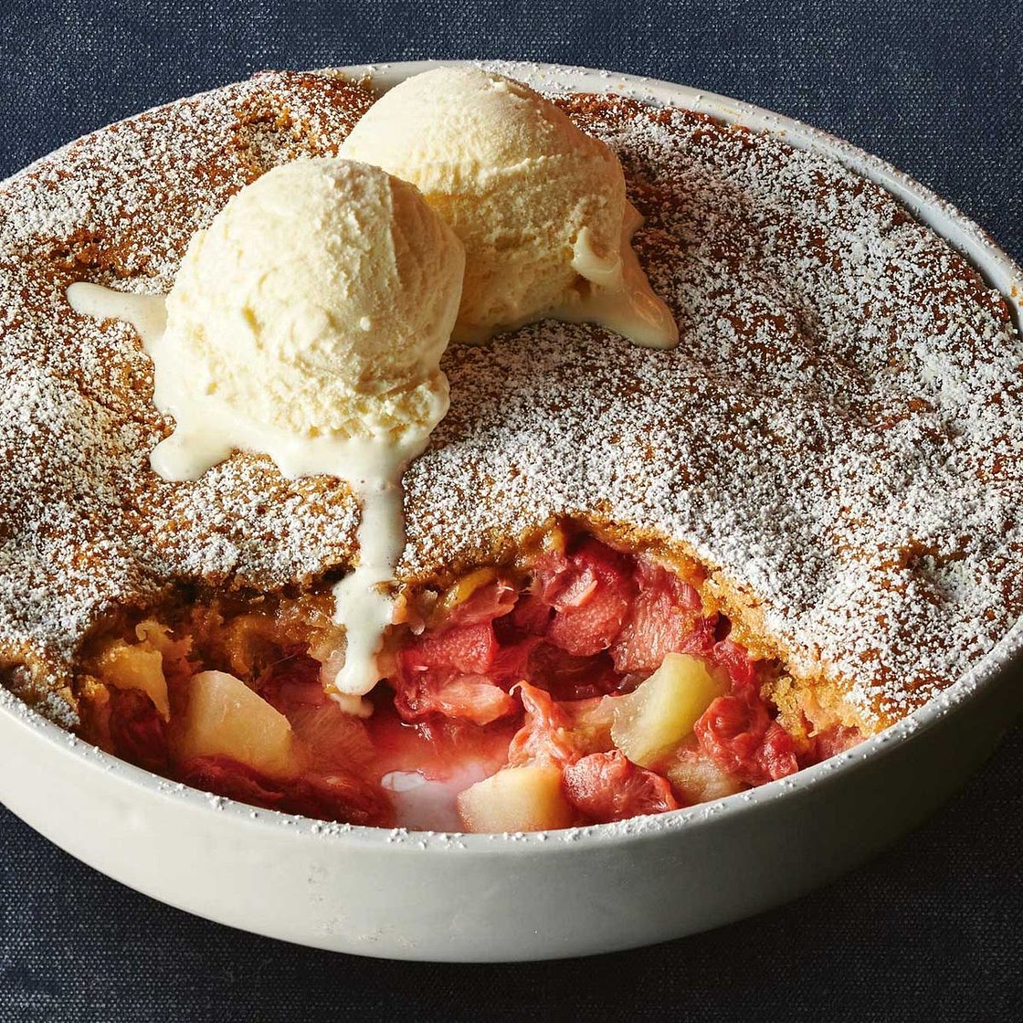 Apple and rhubarb cobbler