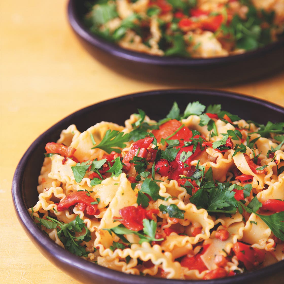 Pasta With Pancetta, Parsley and Peppers