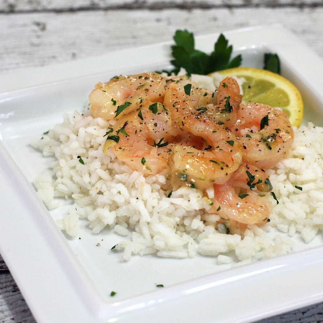 Simple Lemon Garlic Shrimp With White Rice