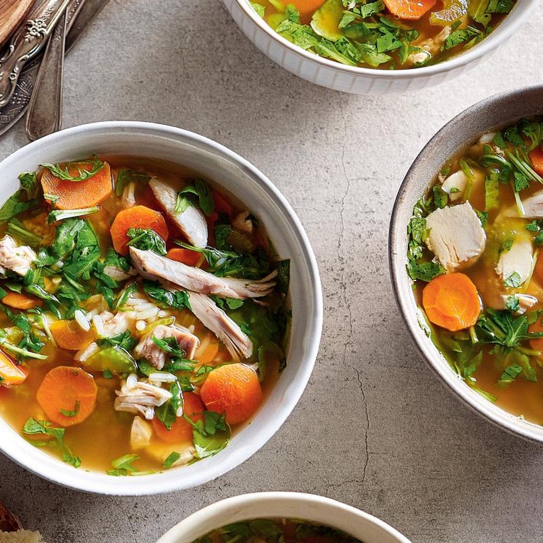 Soupe-repas au poulet et au riz