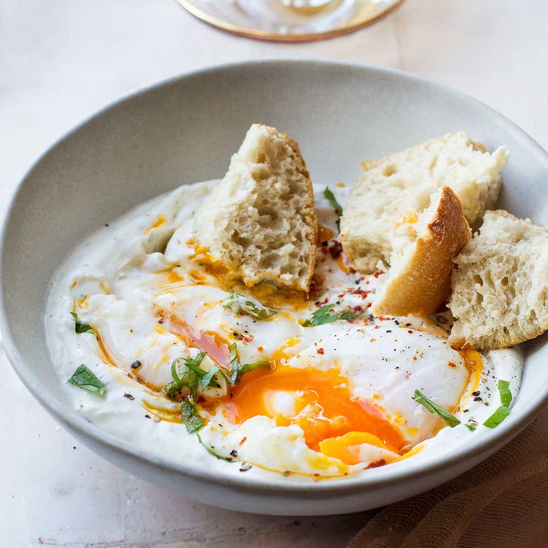 Cilbir Recipe (Turkish Eggs with Garlic Yogurt)