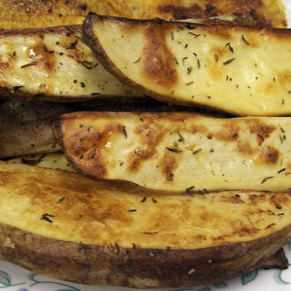 Oven Baked Golden Potato Wedges