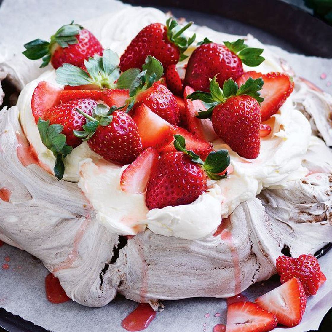 5-ingredient chocolate pavlova