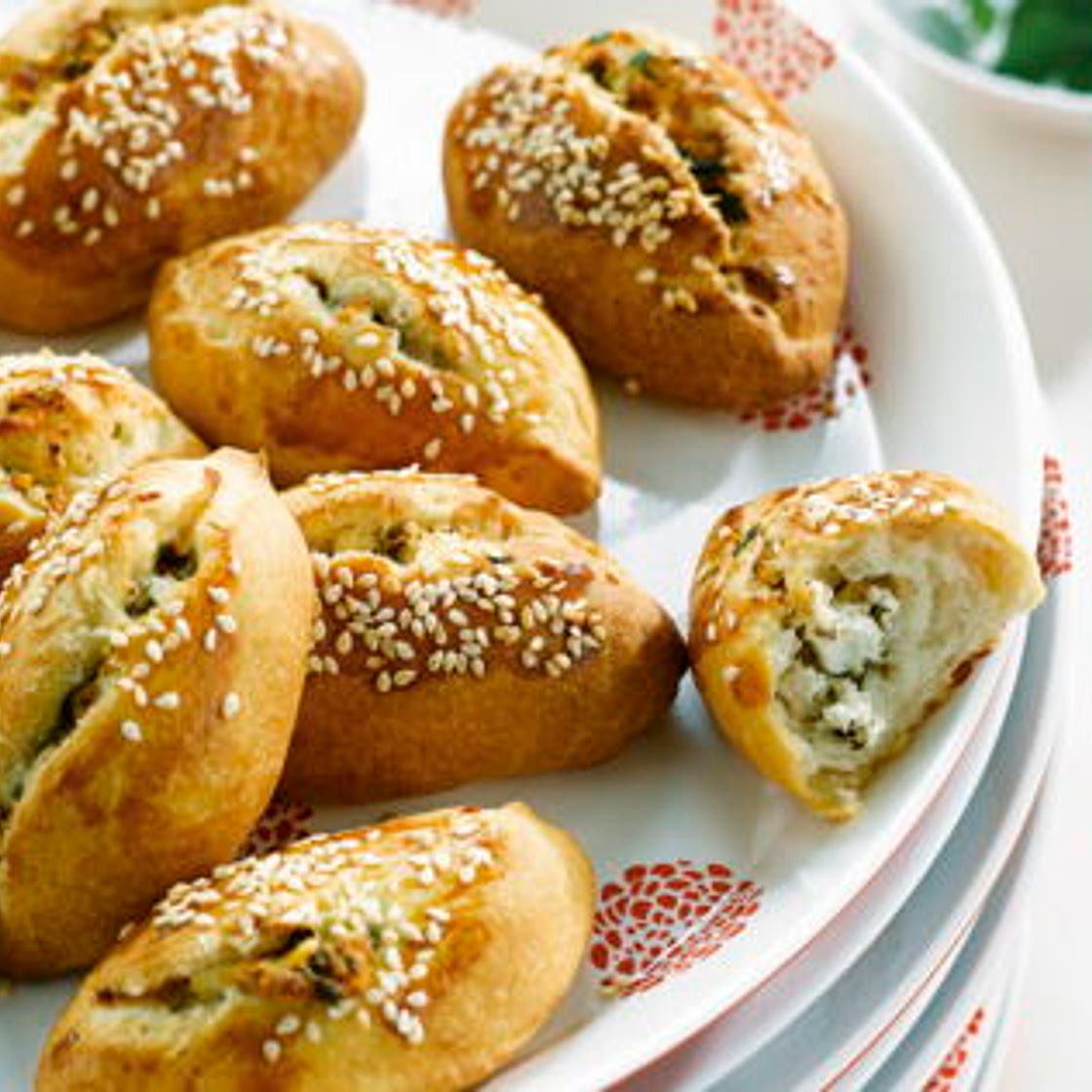 Petits pains au yaourt, à la feta et au persil