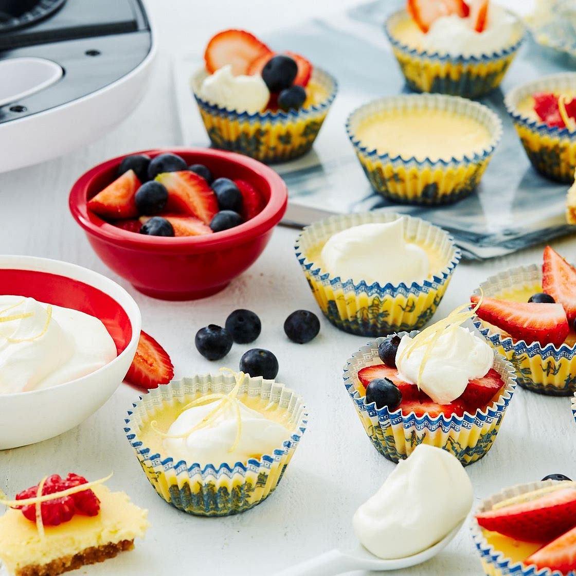 Pie maker mini baked lemon cheesecakes