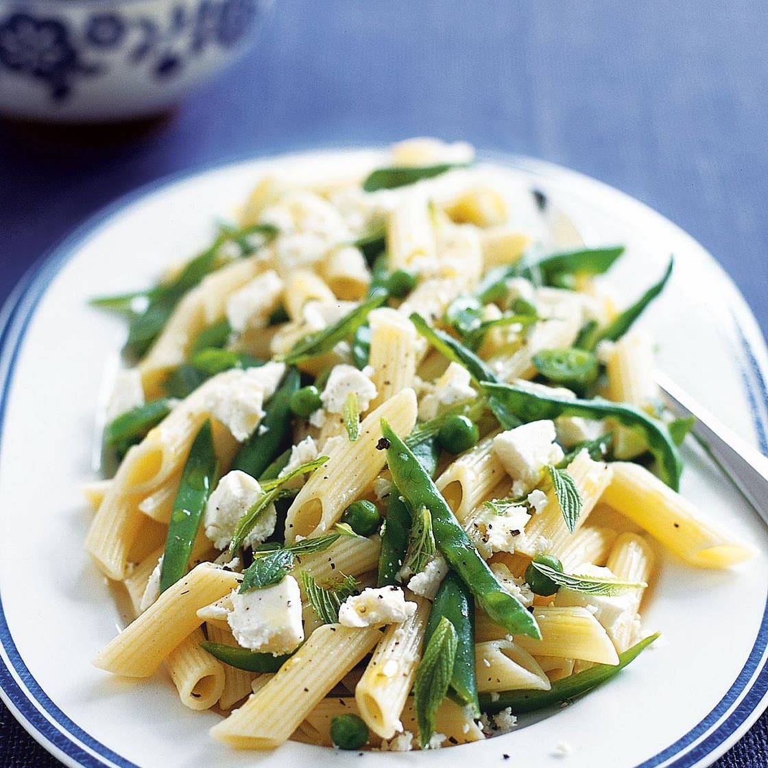 Penne with peas, feta and lemon
