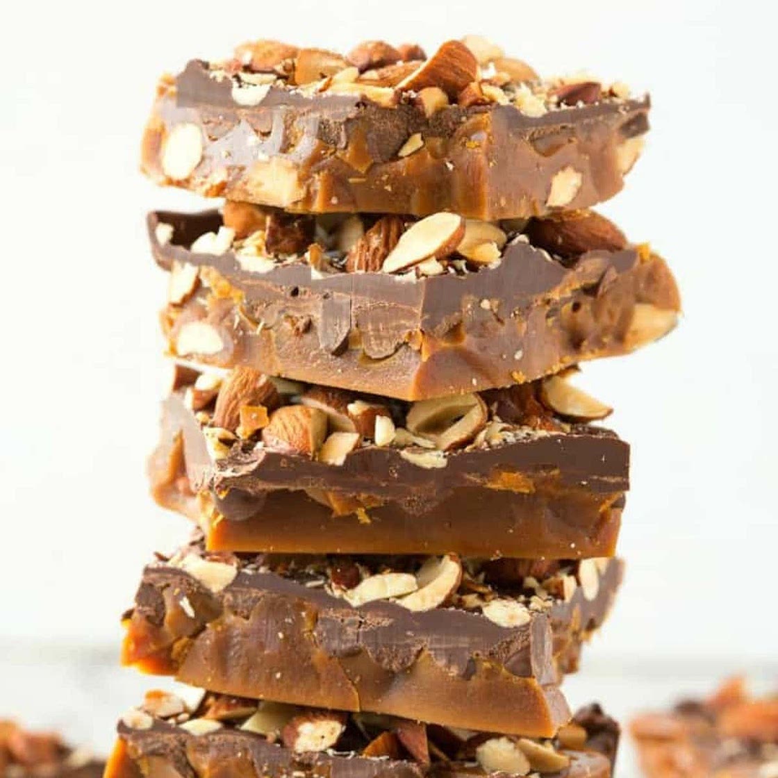 Almond Roca (4 Ingredients)