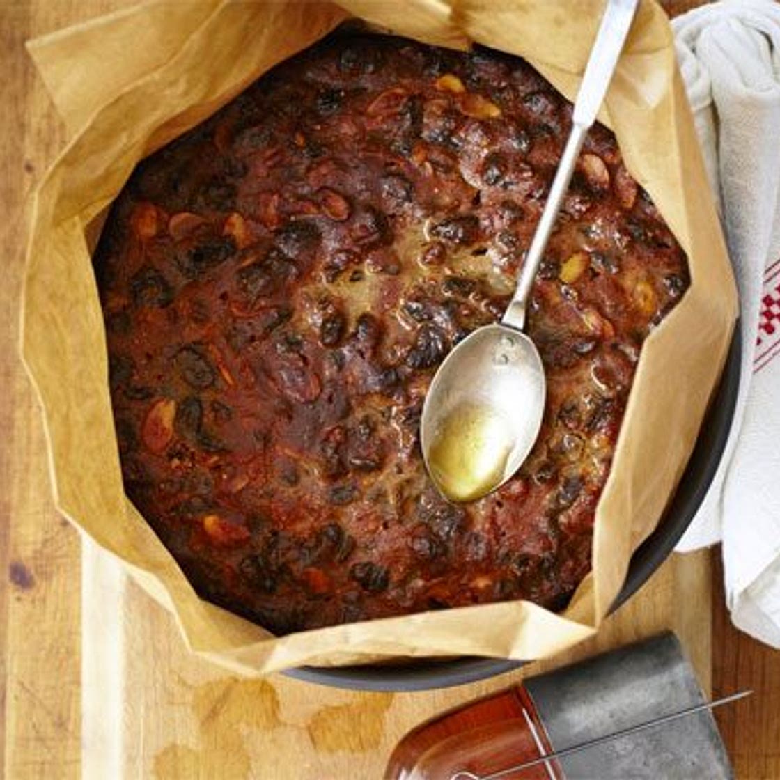 Make & mature Christmas cake