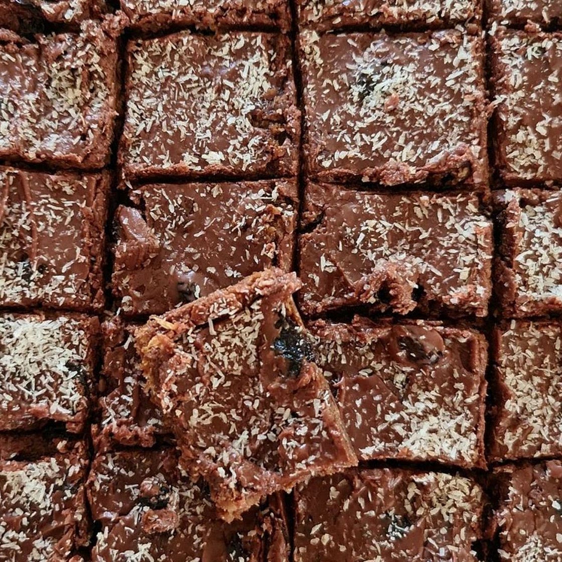 No-Bake Weet-Bix Slice