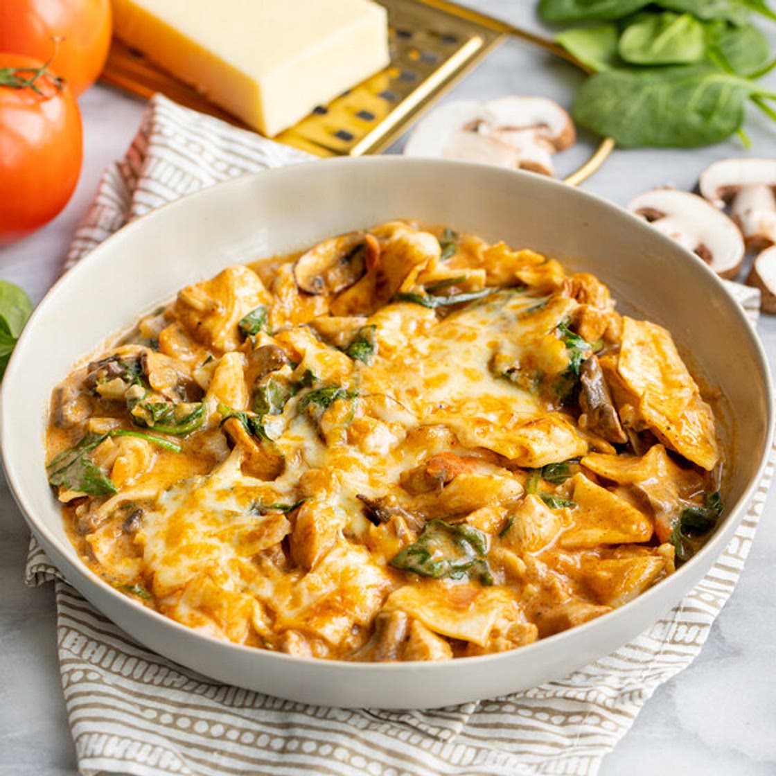 Creamy Coriander Chicken "Enchilada" Skillet with Spinach & Mushrooms