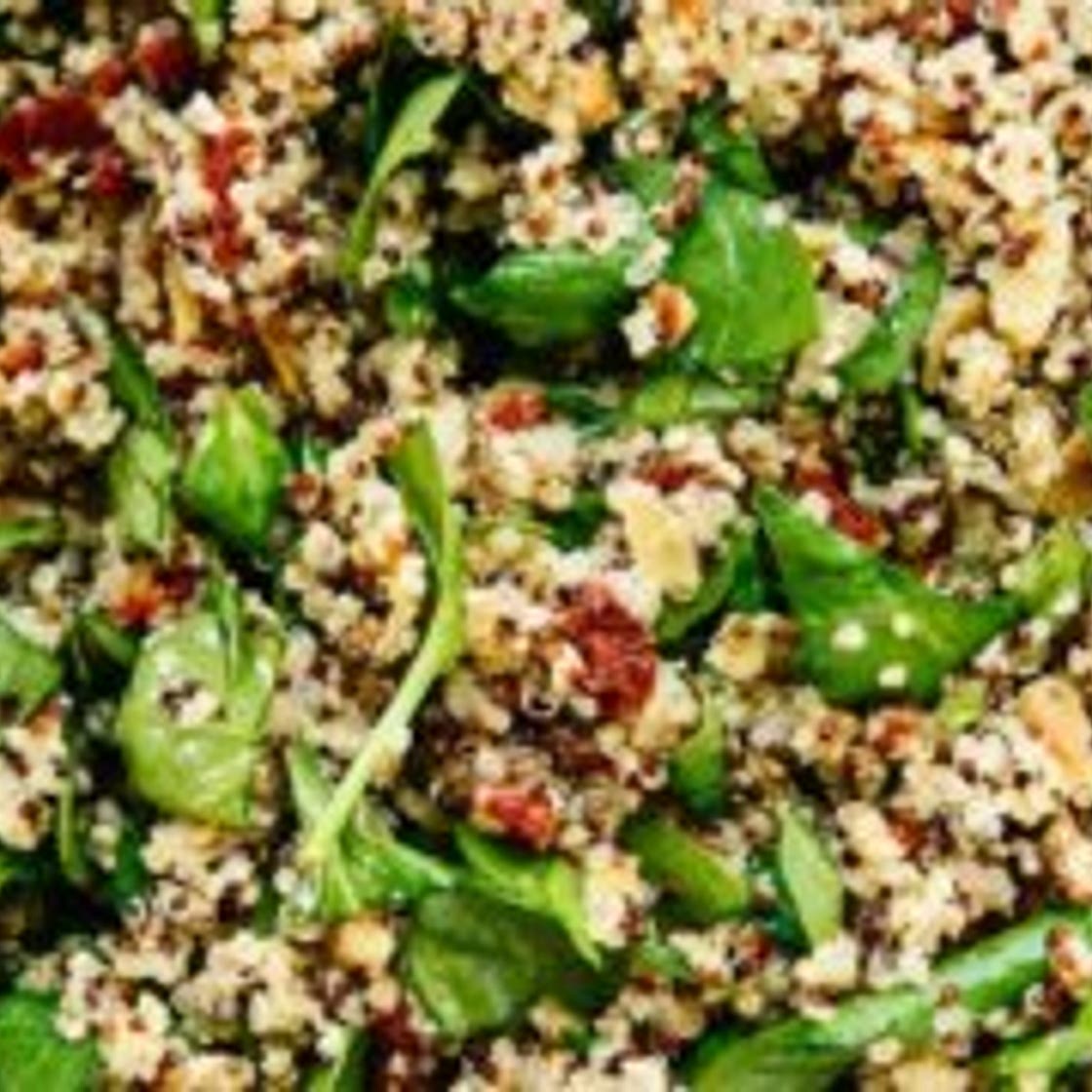 Sun-Dried Tomato, Spinach and Quinoa Salad