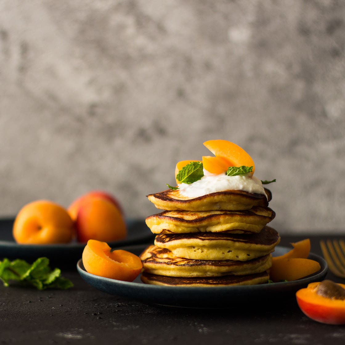 Ricotta-Pancakes mit Aprikosen