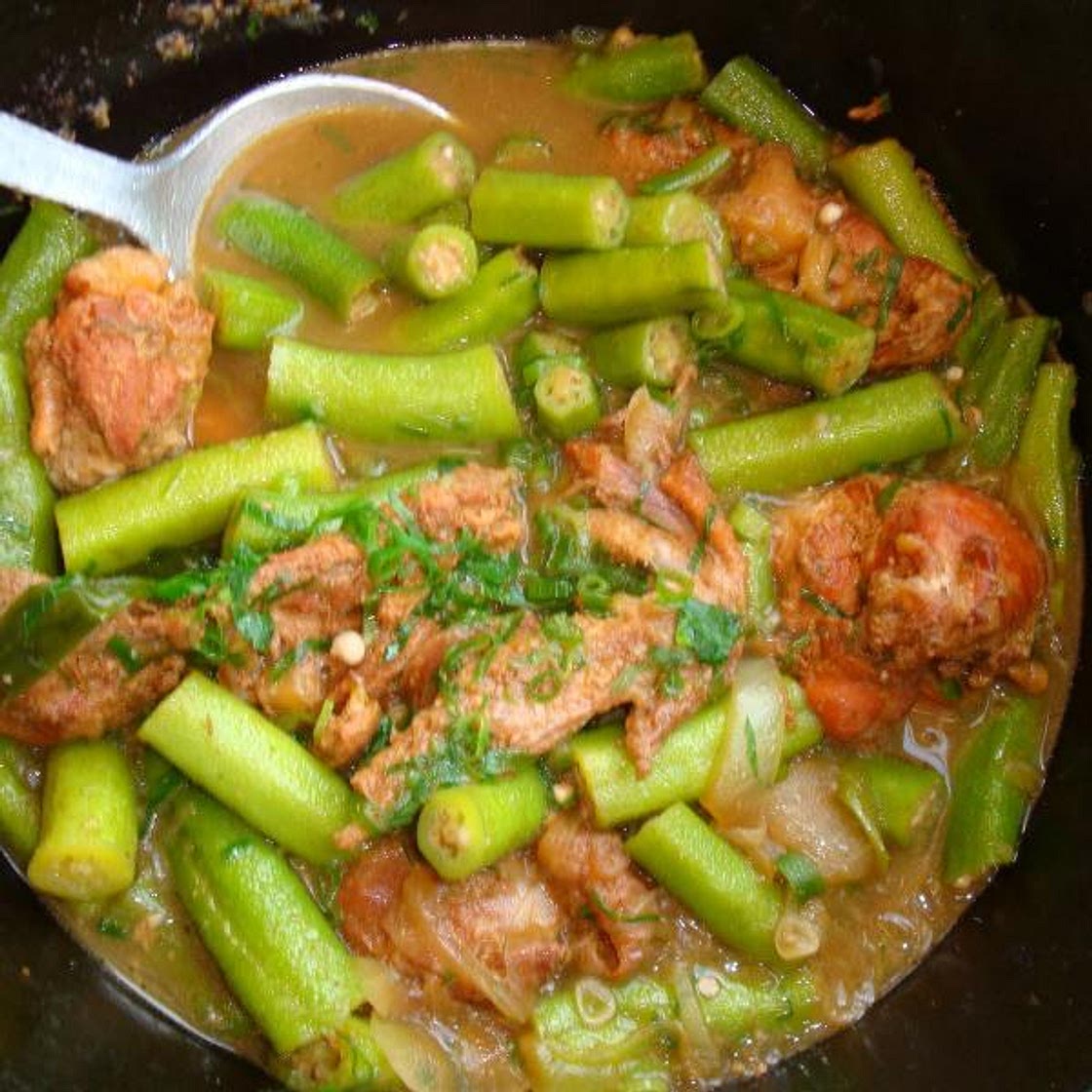 Receita de Galinha caipira com quiabo