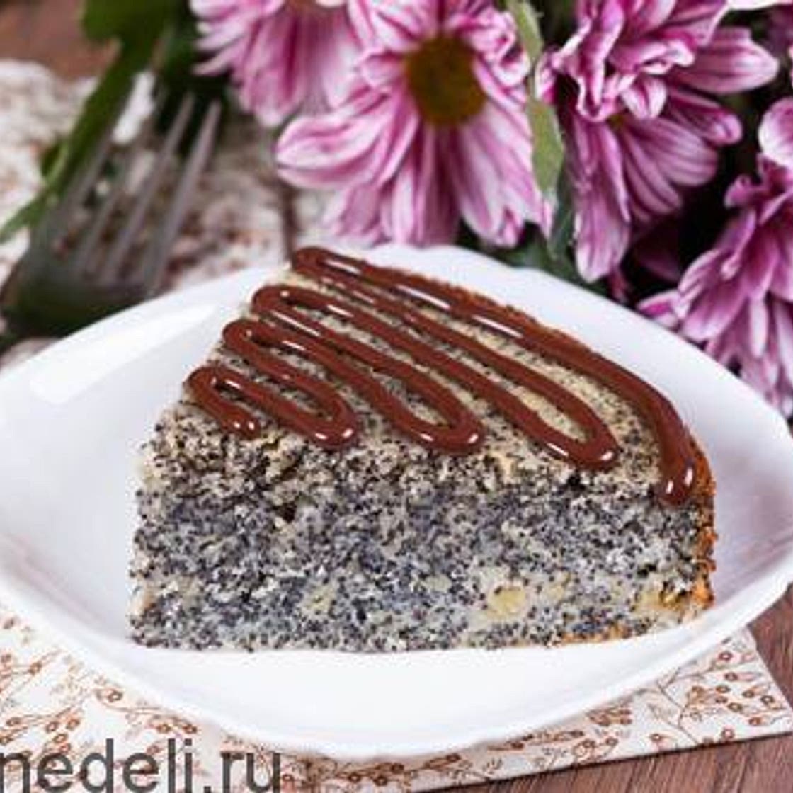 Пирог с ревенем и маком