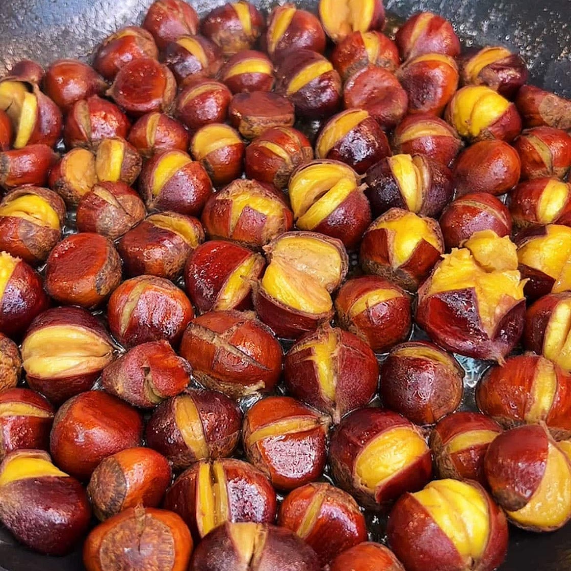 Pan Roasted Chestnuts (with Butter and Sugar) | 3 ingredients